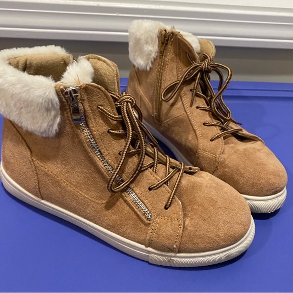 Pop Tan sneakers size: 9.5 - Picture 3 of 5